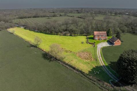 Outlined Aerial