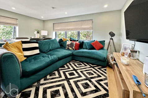 20250821_14303311...