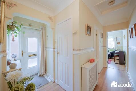 8 Sefton Drive-22.jpg