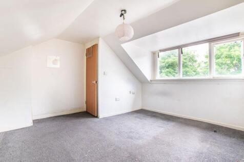 London, NW2 - property photo