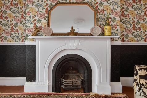 Internal Feature