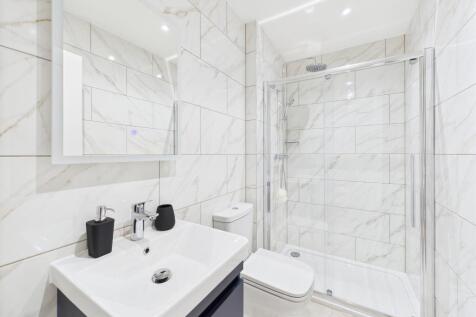 2-bed house on 102 Napier Street, Sheffield, £1,195/mo