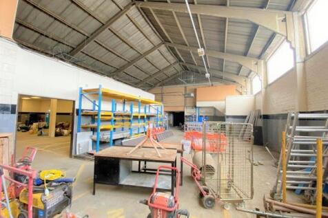 375 Bath Road - Slough - Warehouse To Let