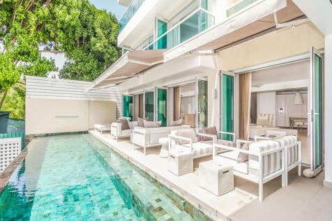 Footprints House &amp; Cottages | Beachfront
