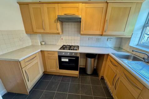 Magpie Hall Road, Chatham, Kent, ME4 photo 4