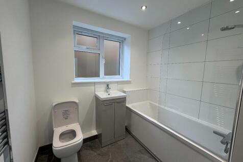 Flat 3 Beach Heights  photo 3