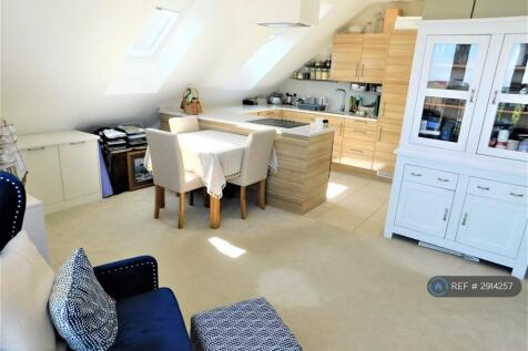 Harold Road, Frinton-On-Sea, CO13 photo 3