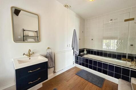 a44698f4-D-4F8A-8D02-93BF59D627DC-8666-000003893C0