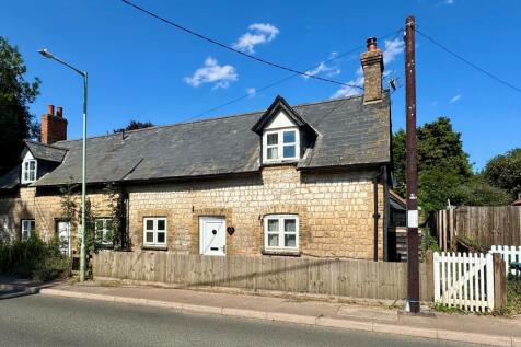 2-bed house on The Street, Eriswell, BRANDON, £1,250/mo