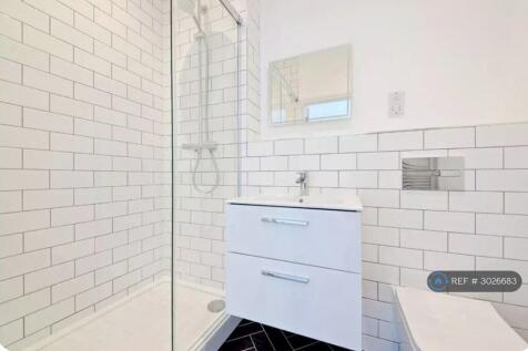 Master Bedroom Ensuit