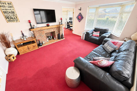 Lounge 1