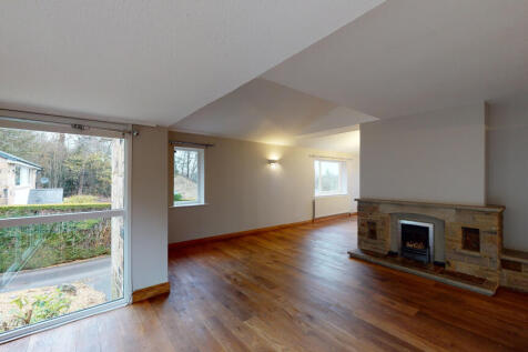 7-Hall-Close-12092021_202841