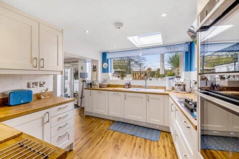 Barmotte Cottage (Boston)-20