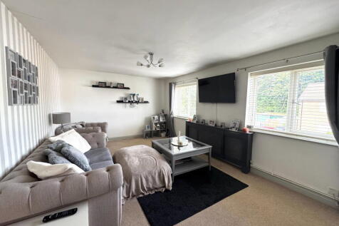 Abbey Close, Laughton, Sheffield, S25 1ZA photo 3