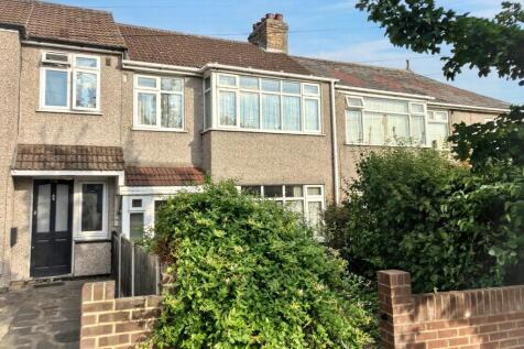 172 Havering Road, Romford  RM1 4TD