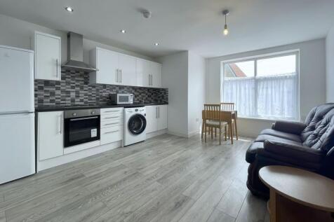 Living/Kitchen Area