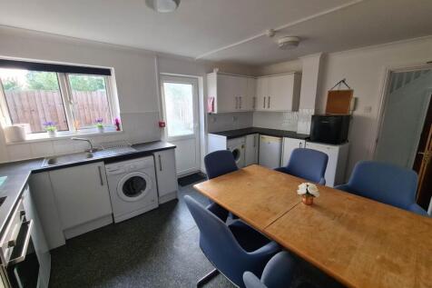 Catherine Street, Cathays, Cardiff photo 4