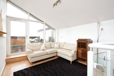 Upstaris Lounge Area