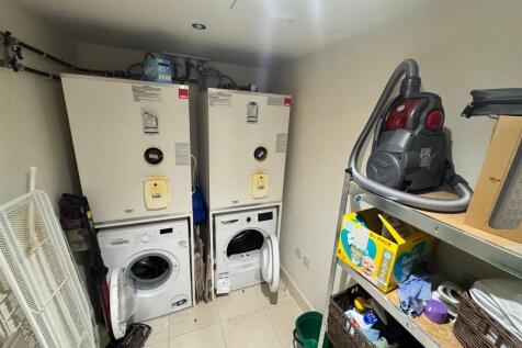 WhatsApp Image 2025-09-11 at 11.19.58 (6).jpeg