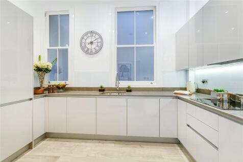 Kensington Court, London, W8 photo 2