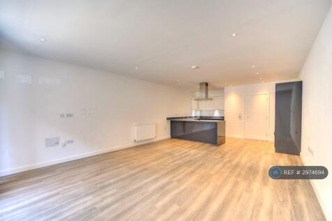 Augustine Court, London, SE18 photo 4