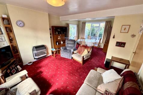 Open Plan Living and Dining Room