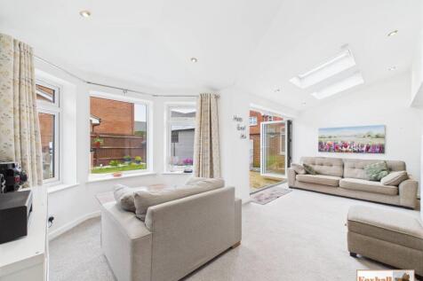 Lounge/Living Area Extension