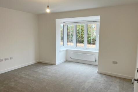 Queen Anne Drive, Derby, Derbyshire, DE22 photo 4