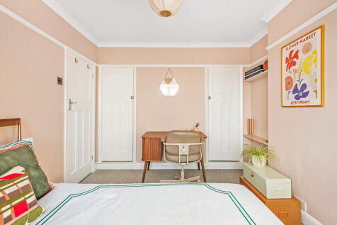 Main bedroom