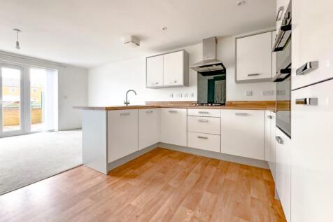 Over Drive, Patchway, Bristol, Gloucestershire, BS34 photo 4