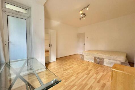 WhatsApp Image 2024-10-07 at 14.49.26.jpeg