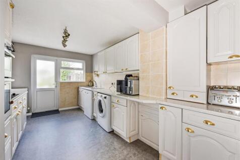 Spacious Kitchen.jpg