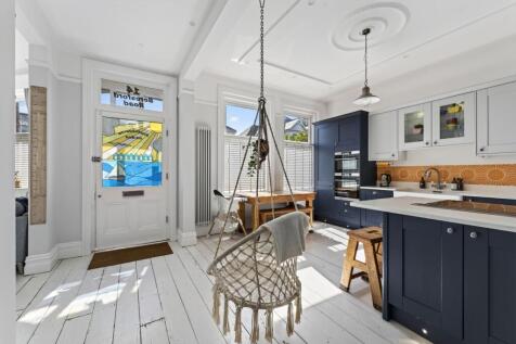 Open Plan Kitchen/Lounge/Dining