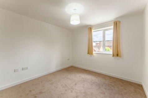 Blease Close, Staverton, Trowbridge, BA14 8WD photo 4