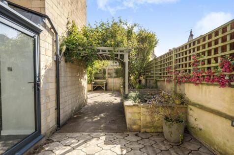 Side Patio II.jpg