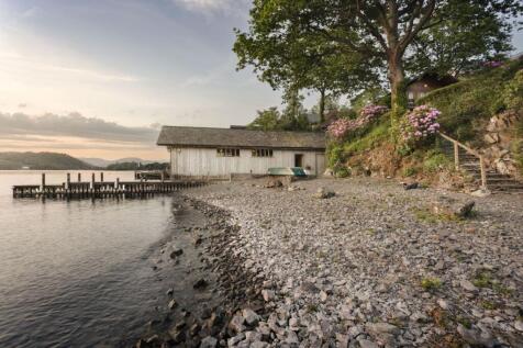 Private Lake Frontage