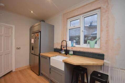 160, Moorland Road, Cardiff, South Glamorgan, CF24 2LQ photo 4