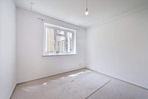 Spencer Road, London, SW20 photo 4
