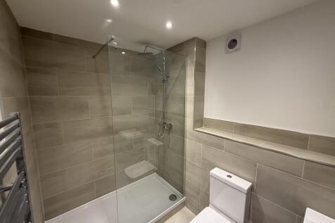 Wilmslow Road, Manchester photo 5
