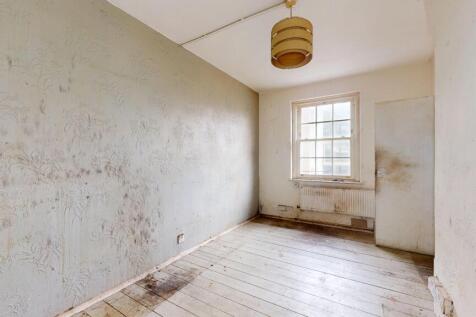 Flat 11, Block H, Peabody Estate, Rodney Road, Walworth, London, SE17 1BN