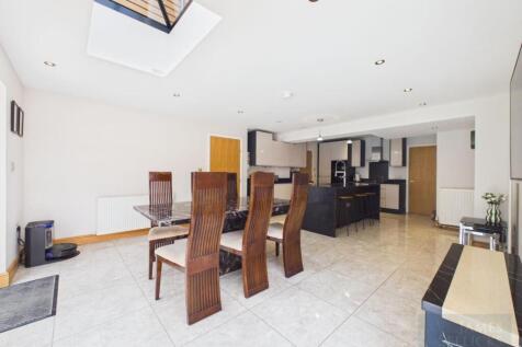 Open Plan Dining Kitchen