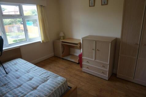 Benscliffe Drive, Loughborough photo 4