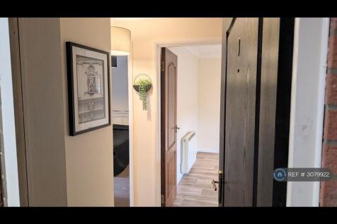 1-bed flat on Ashfield Hill, King's Lynn, PE30, £820/mo