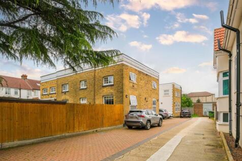 3 Glebeland Court-12.jpg