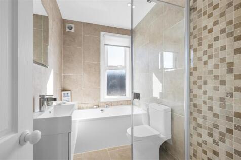 39 ASTON ROAD,14.jpg