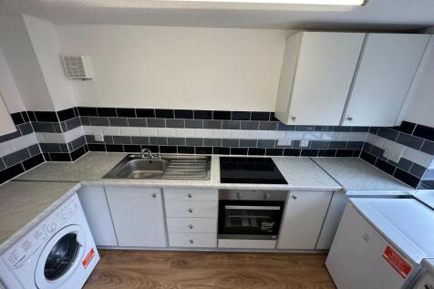 Redding Close, Quedgeley, GL2 photo 4