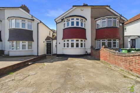 Presented by Clinton at EweMove Bexleyheath and Da