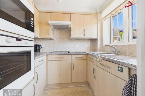 CAM03246G0-PR0145-STILL001.jpg