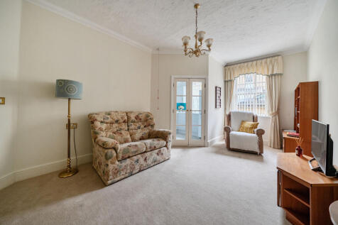 Sitting Dining Room