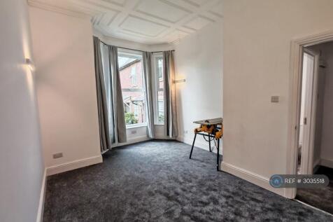 Northenden Road, Sale, M33 photo 5